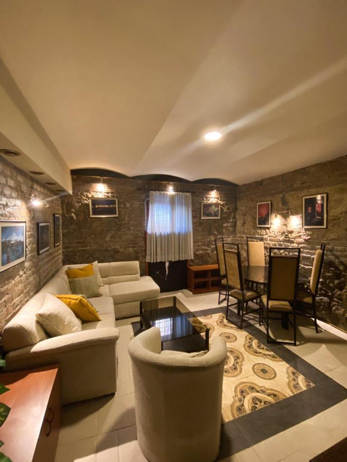 Apartments House Of The Greats Skadarlija เบลเกรด ภายนอก รูปภาพ